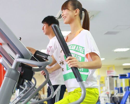 スポーツクラブ
